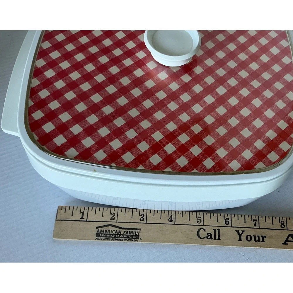 Vintage Insulated‎ Serving Dish Red Gingham Check Lid Retro Picnic 11in